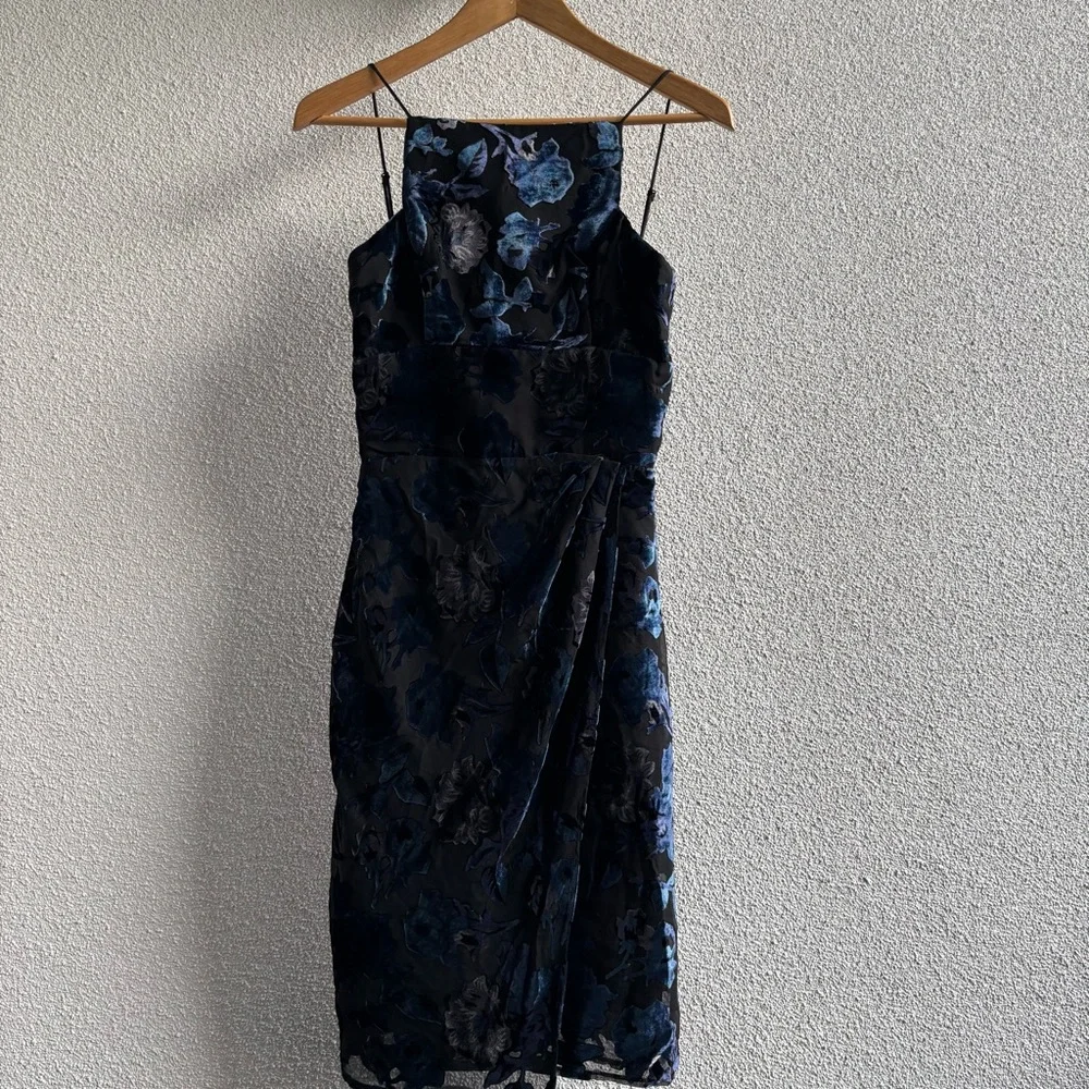 Reformation velvet floral print short knee length dress black, silver & blue XS - Picture 2 of 10